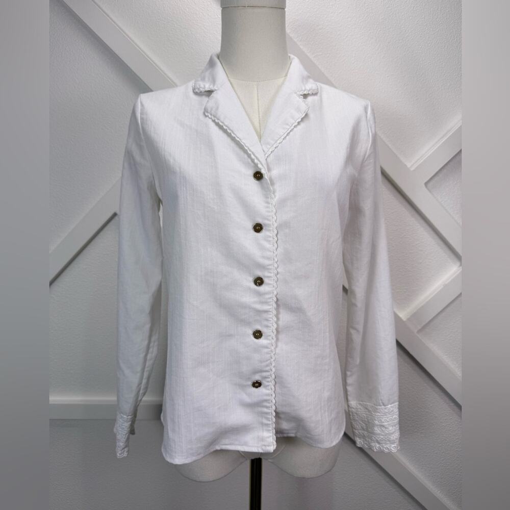 Simple Retro White Button Front Blouse Lace Trim Cottagecore Vintage Inspired Sm